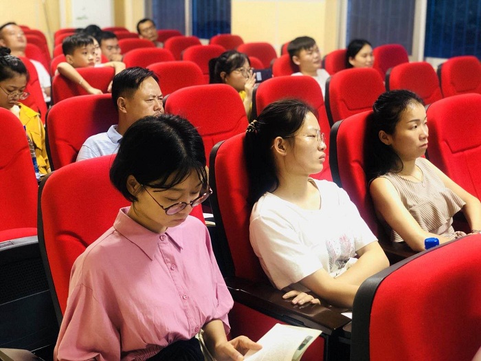 学校资讯