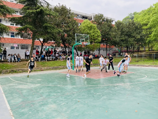 学校资讯