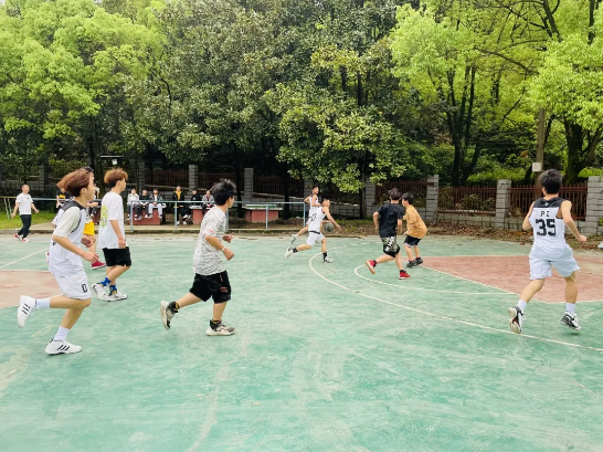 学校资讯